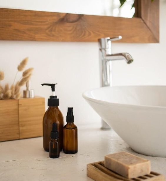 ¿Cuáles son las tendencias para decorar baños pequeños?