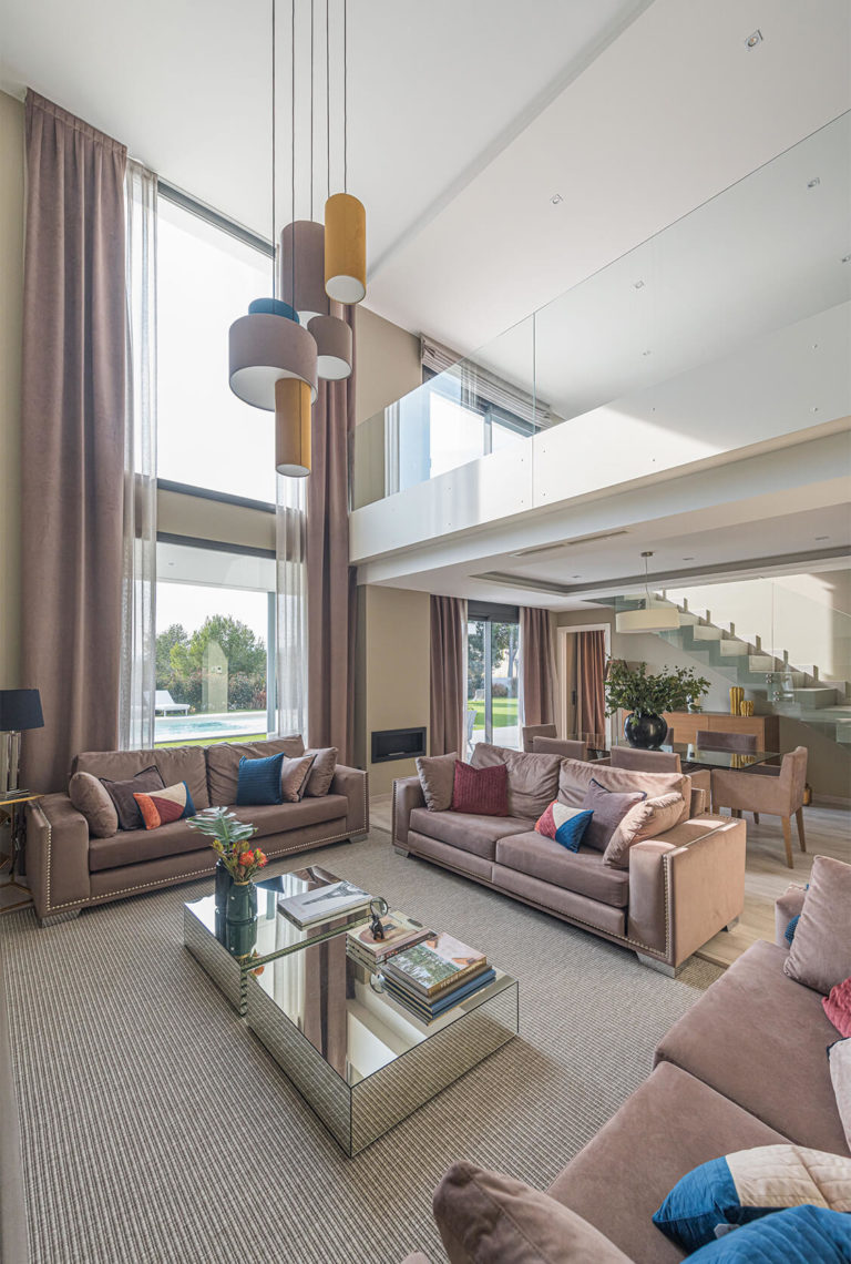 Proyecto de salón en vivienda de lujo Proyecto de salón en vivienda de lujo