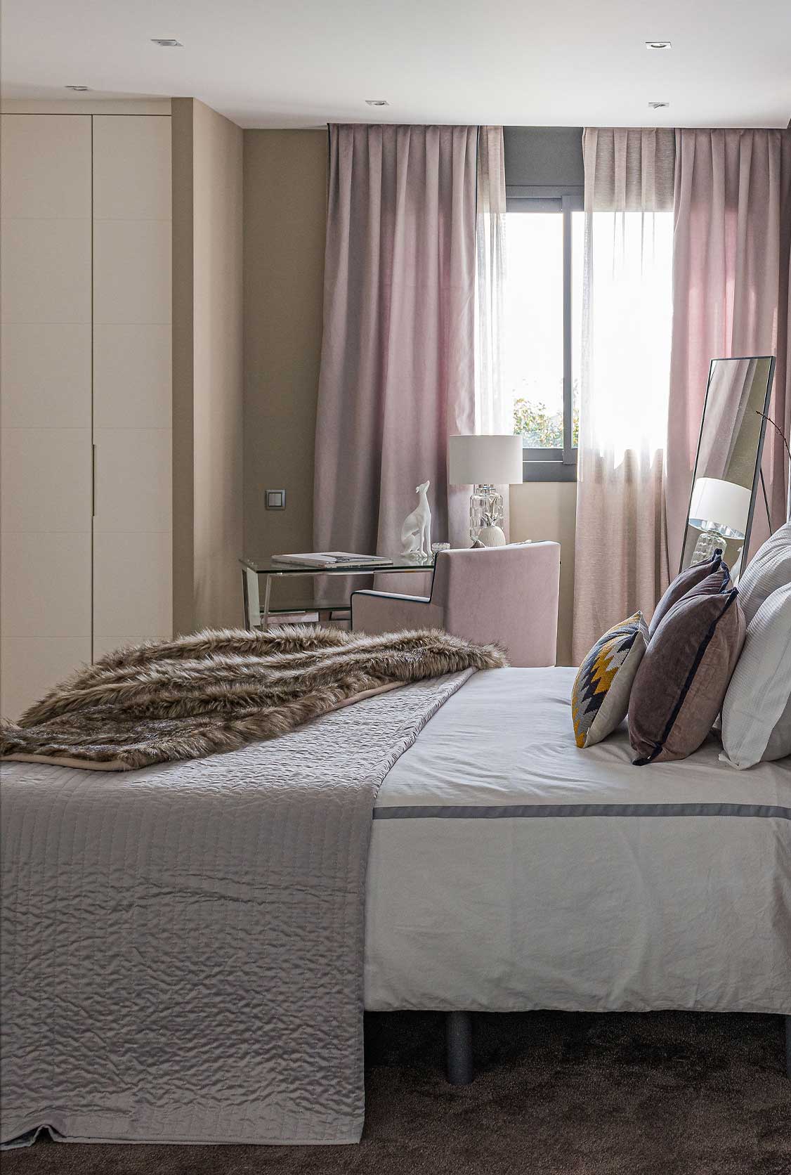 Habitación de matrimonio decorada