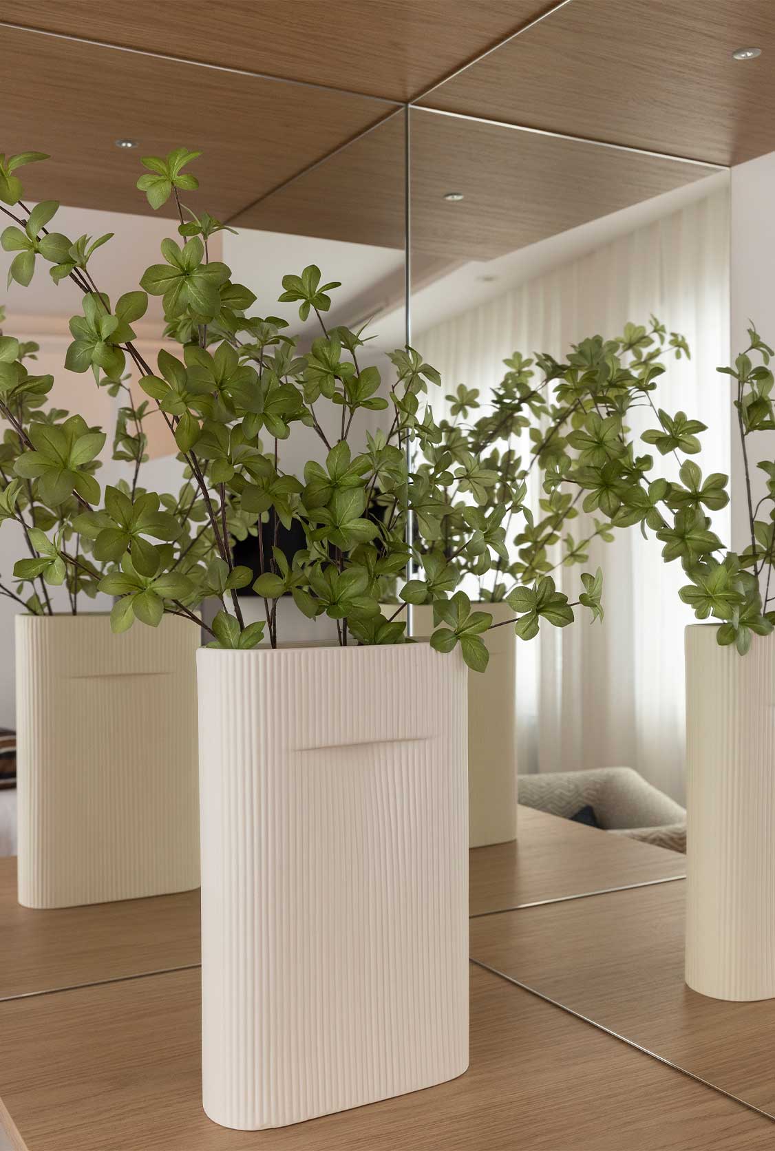 Vivienda decorada con plantas interiores