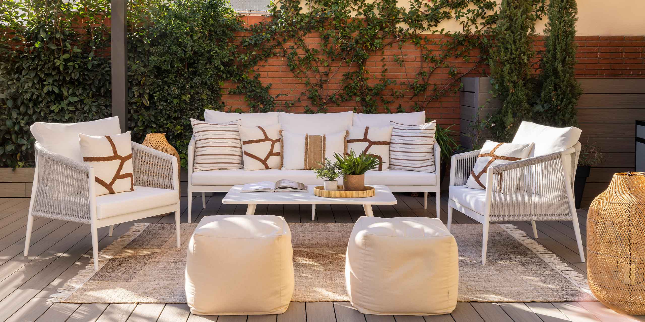 Terraza decarada al estilo primavera