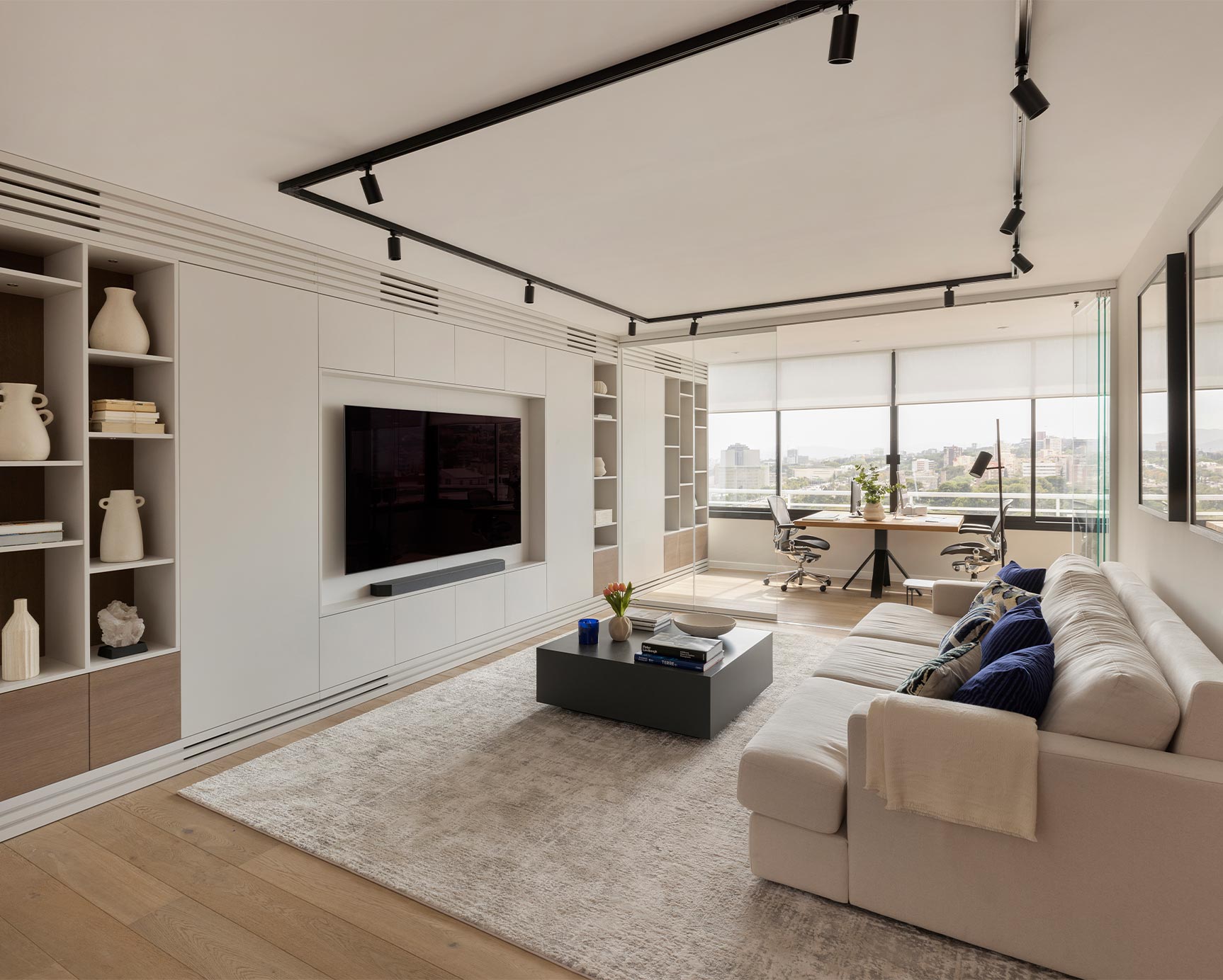 Large outdoor lounge